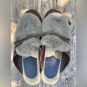 Unique! Like-new condition. Beautiful! No flaws. So fun!